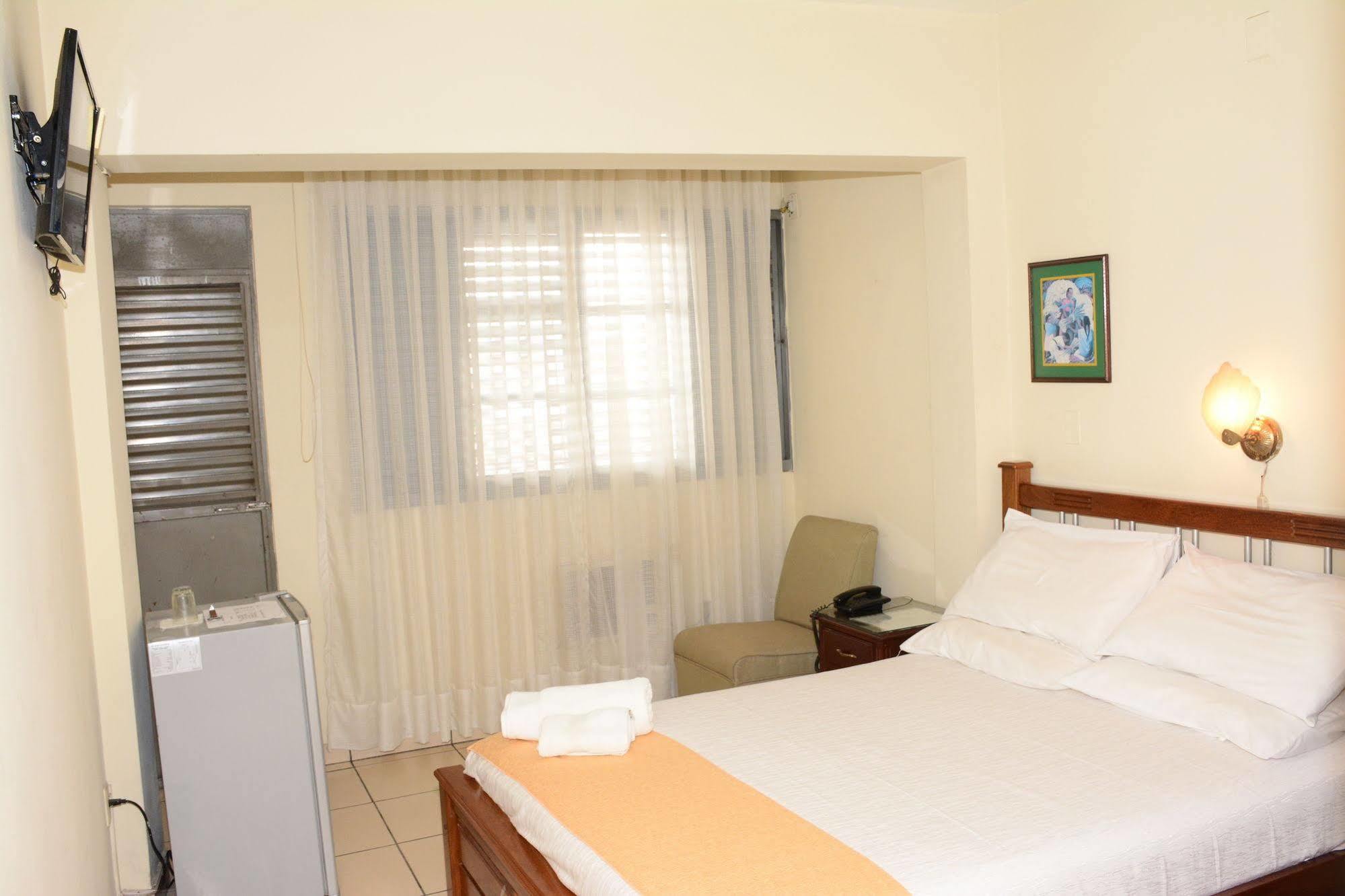 La Siesta Hotel Santa Cruz de La Sierra Luaran gambar