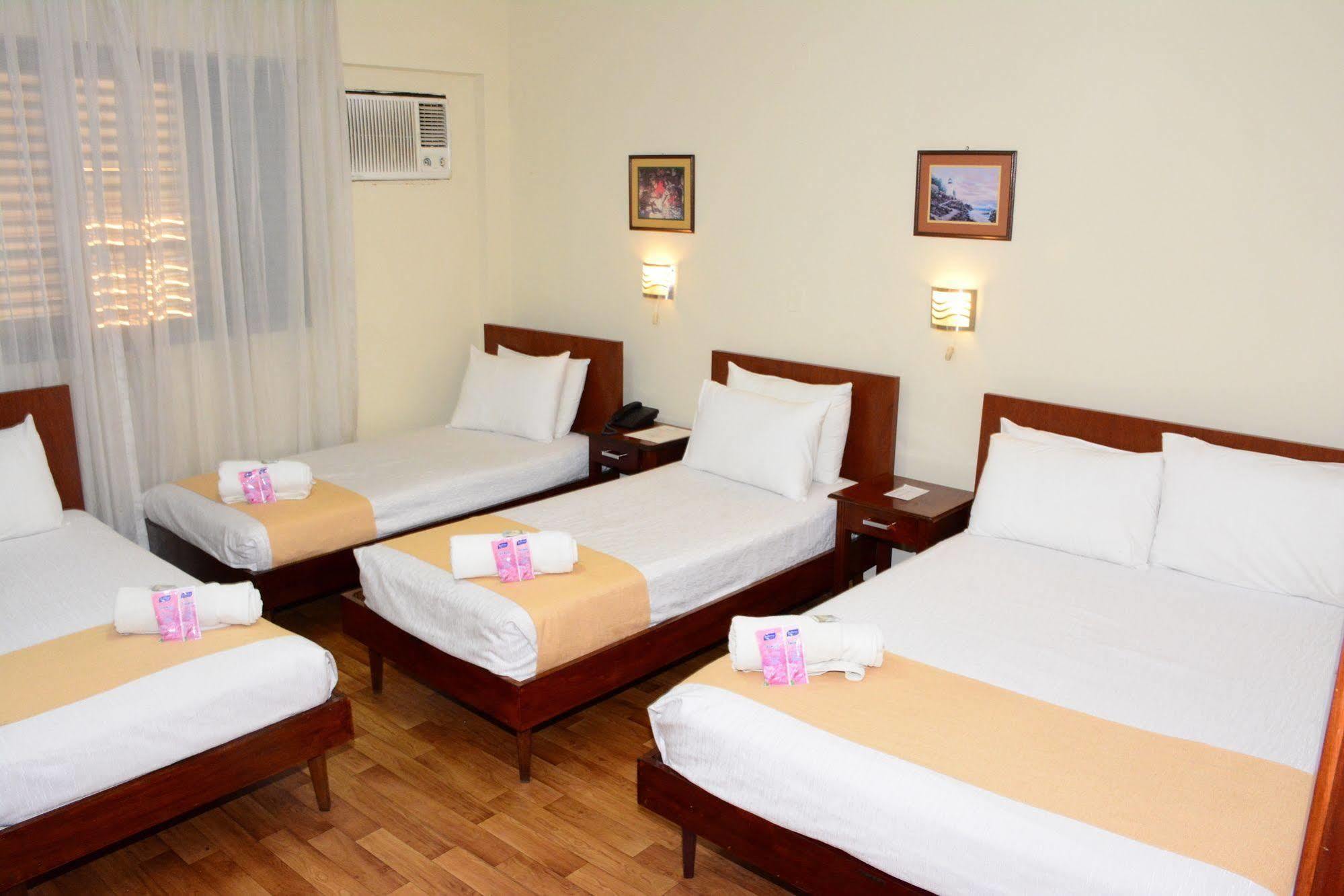 La Siesta Hotel Santa Cruz de La Sierra Luaran gambar